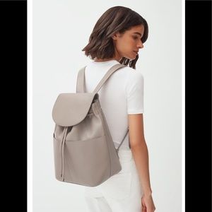 cuyana large leather backpack